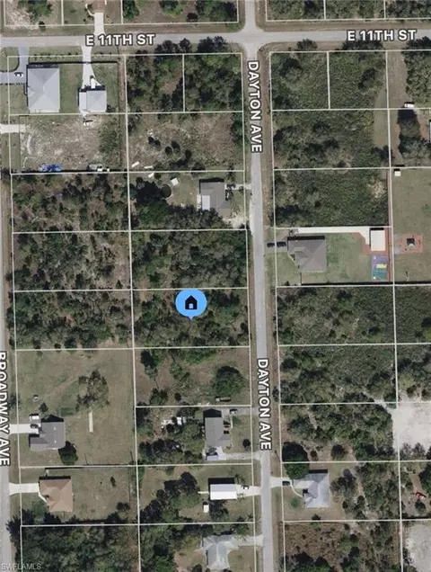 1015 Dayton Ave, Lehigh Acres, FL 33972