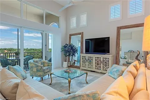 1590 Clermont Dr #K-403, Naples, FL 34109
