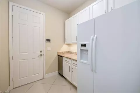 3335 Pacific Dr, Naples, FL 34119 photo 37