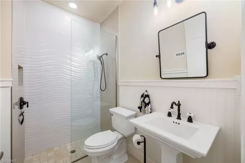 3335 Pacific Dr, Naples, FL 34119 photo 35
