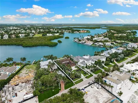 View/Area - 3695 Gordon Dr, Naples, FL 34102 photo 4 of 8