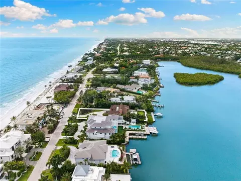 View/Area - 3695 Gordon Dr, Naples, FL 34102 photo 5 of 8