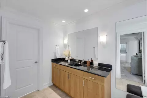 Bath - 675 Pompano Dr, Naples, FL 34110 photo 1 of 3