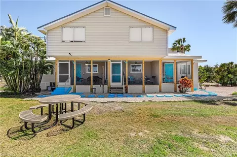 610 Donax St #311, Sanibel, FL 33957