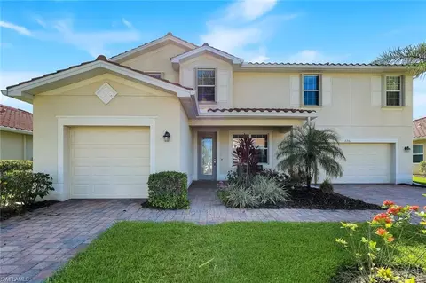 2262 Vermont Ln, Naples, FL 34120