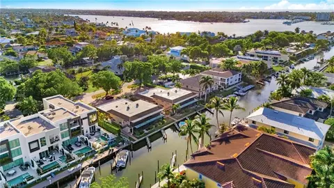 1521 Chesapeake Ave #B2, Naples, FL 34102