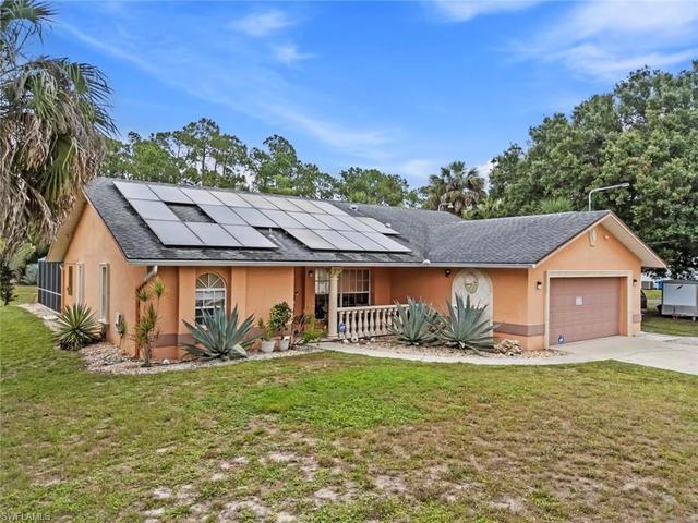 3721 White Blvd, Naples, FL 34117