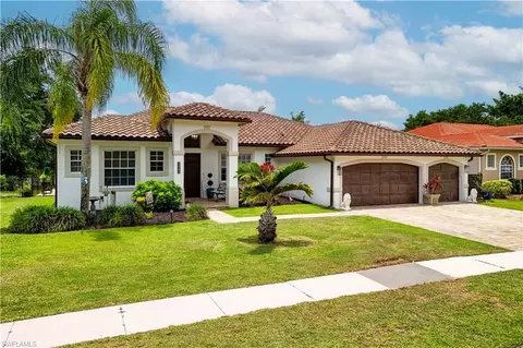 3442 Allegheny Ct, Naples, FL 34120
