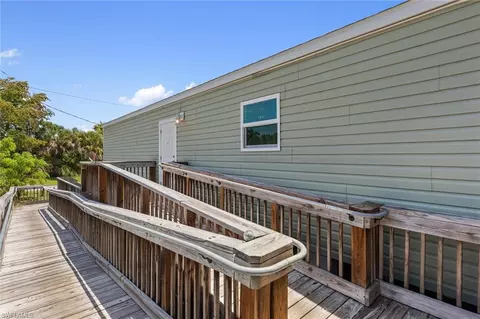 2960 Lunar St, Naples, FL 34112 photo 7