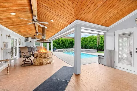 93 7th St, Bonita Springs, FL 34134