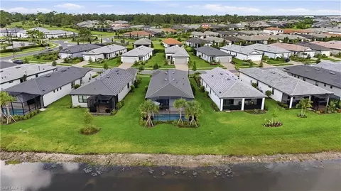 View/Area - 1940 Sierra Ct, Naples, FL 34120 photo 1 of 6