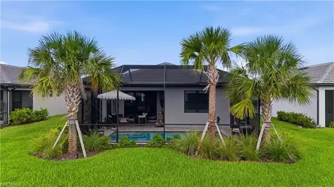 Exterior - 1940 Sierra Ct, Naples, FL 34120 photo 3 of 8