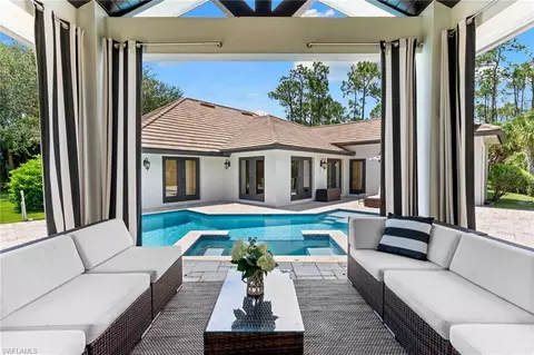 436 Corbel Dr, Naples, FL 34110