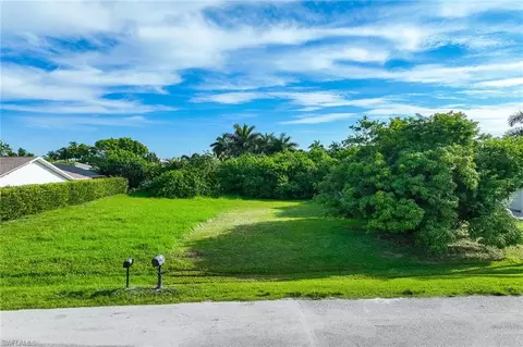 557 100th Ave N, Naples, FL 34108 photo 2