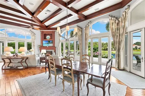 Dining - 6991 Greentree Dr, Naples, FL 34108 photo 5 of 5