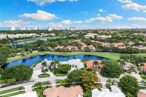 View/Area - 6991 Greentree Dr, Naples, FL 34108 photo 2 of 5