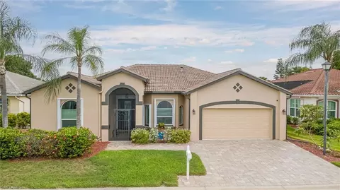 11086 Lakeland Cir, Fort Myers, FL 33913