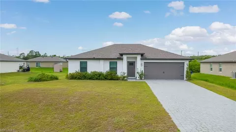 150 Blackstone Dr, Fort Myers, FL 33913