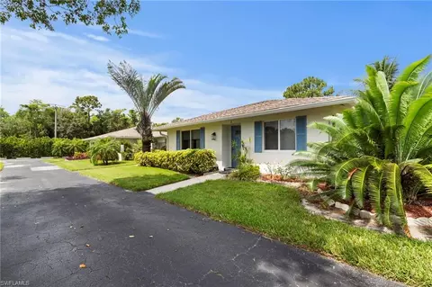 50 Glades Blvd #2, Naples, FL 34112