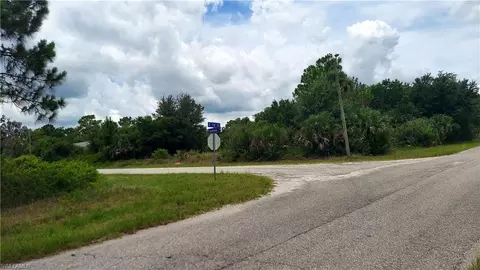 3302 E 12th St, Lehigh Acres, FL 33972