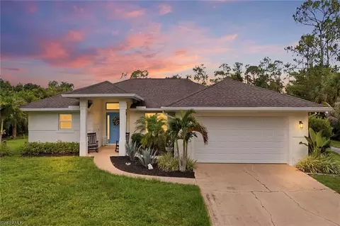 721 Logan Blvd S, Naples, FL 34119