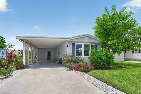 221 Grassy Key Ln, Naples, FL 34114