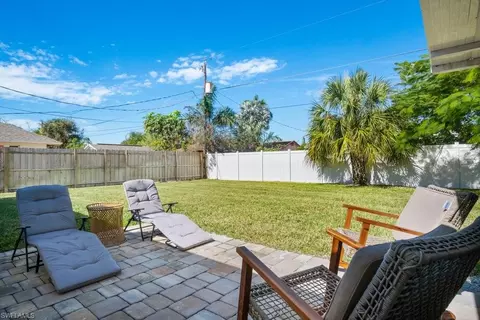 Exterior - 1207 Hernando St, Naples, FL 34103 photo 7 of 16