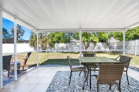 Exterior - 1207 Hernando St, Naples, FL 34103 photo 4 of 16