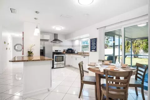 Kitchen - 1207 Hernando St, Naples, FL 34103 photo 5 of 5