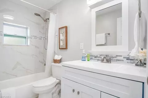 Bath - 1207 Hernando St, Naples, FL 34103 photo 3 of 4