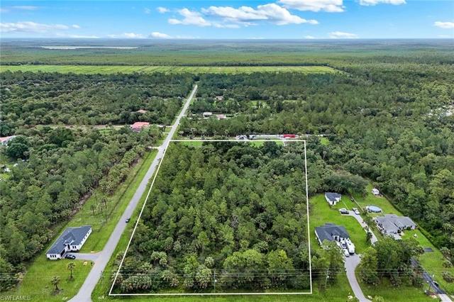30 Th Ave SE, Naples, FL 34117