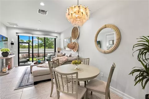 7490 Rockefeller Dr, Naples, FL 34119