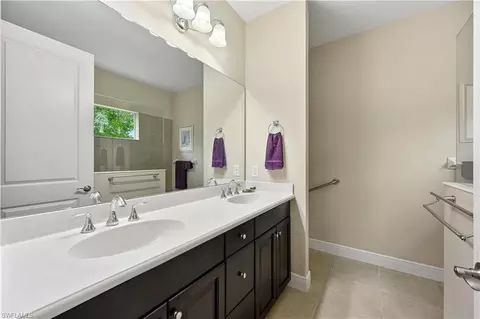 Bath - 3571 Canopy Cir, Naples, FL 34120 photo 1 of 4