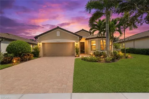 Exterior - 20247 Cypress Shadows Blvd, Estero, FL 33928 photo 4 of 14