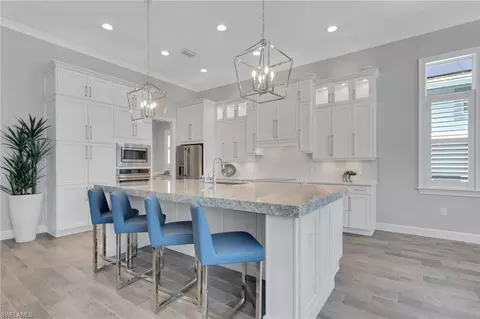 Kitchen - 5955 Barthelemy Ave, Naples, FL 34113 photo 4 of 4
