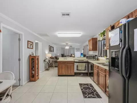 3577 Hibiscus Ave, Naples, FL 34104 photo 11