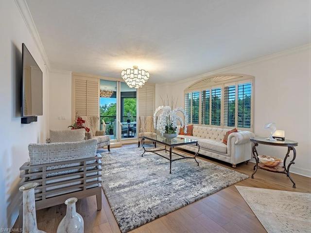 7425 Pelican Bay Blvd #206, Naples, FL 34108