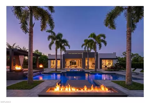 3029 Bailey Ln, Naples, FL 34105 photo 3