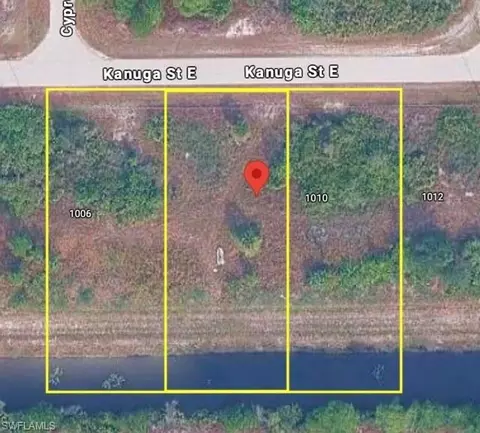 1008 Kanuga St E, Lehigh Acres, FL 33974