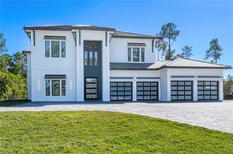 5160 Teak Wood Dr, Naples, FL 34119