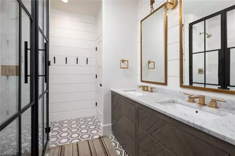 Bath - 664 Hickory Rd, Naples, FL 34108 photo 2 of 4