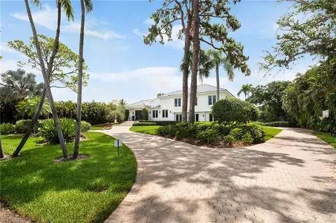 Exterior - 664 Hickory Rd, Naples, FL 34108 photo 3 of 14