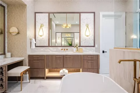 Bath - 3235 Regatta Rd, Naples, FL 34103 photo 3 of 12