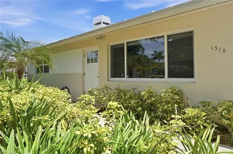 Exterior - 1316 Rordon Ave, Naples, FL 34103 photo 3 of 9
