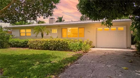 1316 Rordon Ave, Naples, FL 34103
