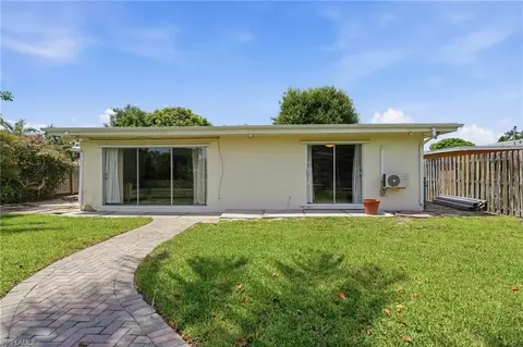 Exterior - 1316 Rordon Ave, Naples, FL 34103 photo 7 of 9