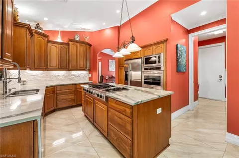 Kitchen - 556 6th St SE, Naples, FL 34117 photo 1 of 4