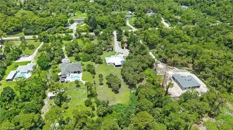 View/Area - 556 6th St SE, Naples, FL 34117 photo 4 of 6