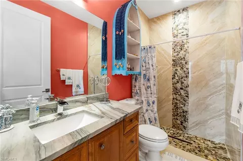 Bath - 556 6th St SE, Naples, FL 34117 photo 5 of 5