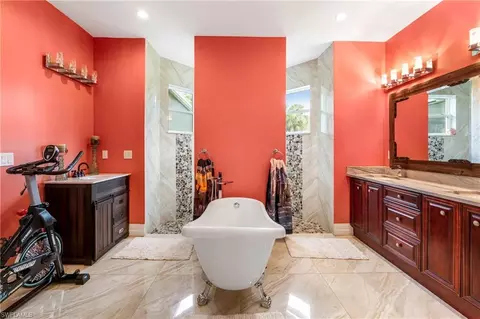 Bath - 556 6th St SE, Naples, FL 34117 photo 2 of 5